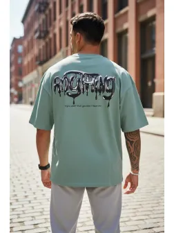 Tricou barbati vernil, cu imprimeu pe spate, oversize 11818 O5-7.2